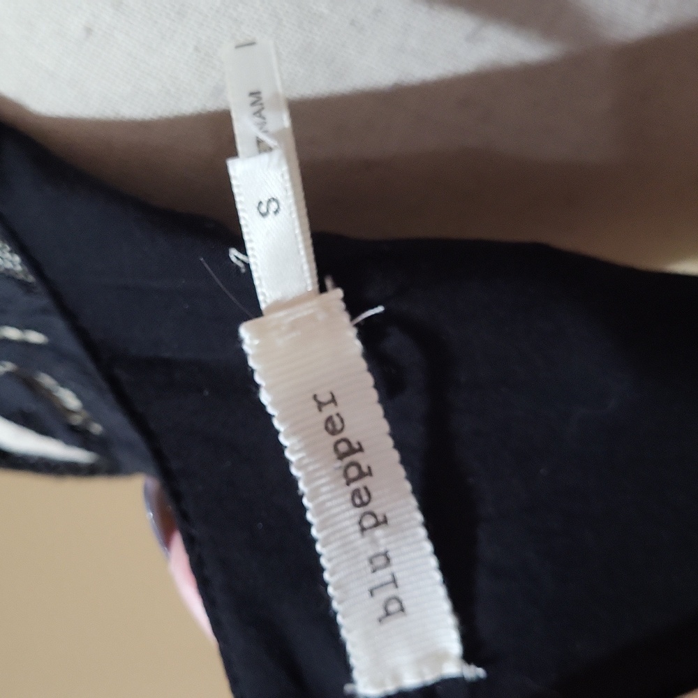 Blu Pepper Black Lace Detail Dress - Picture 11 of 13